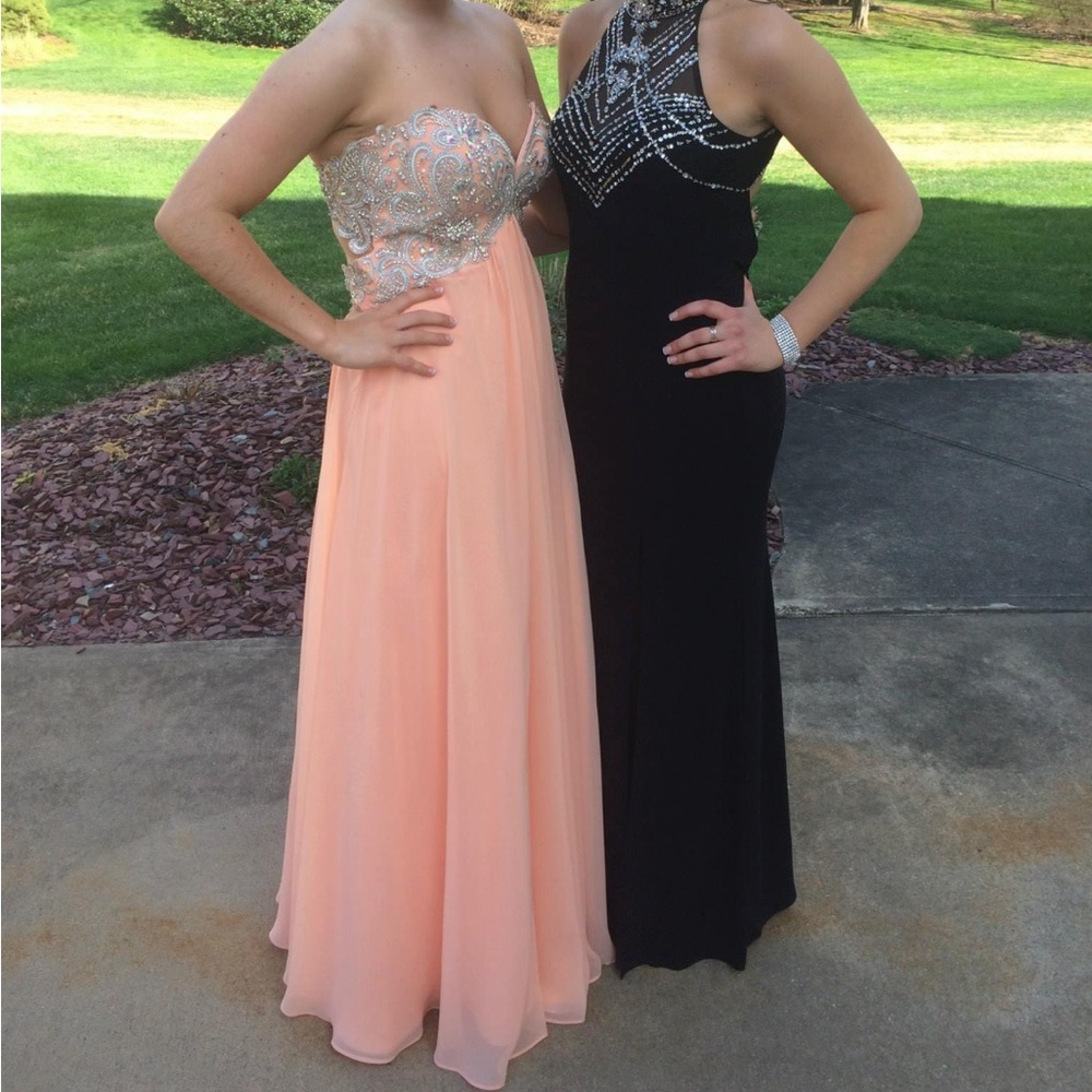 PROM DRESS! ✨💕 - Picture 6 of 11